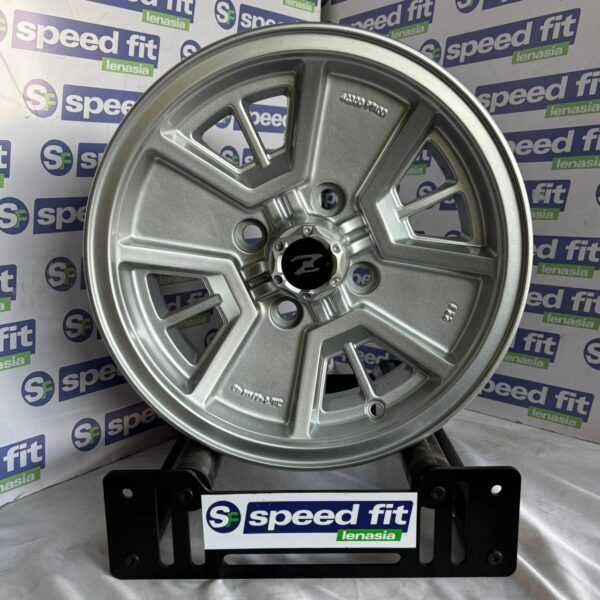 14" YKW (SF113) - 4x114 6J
OLD SKOOL