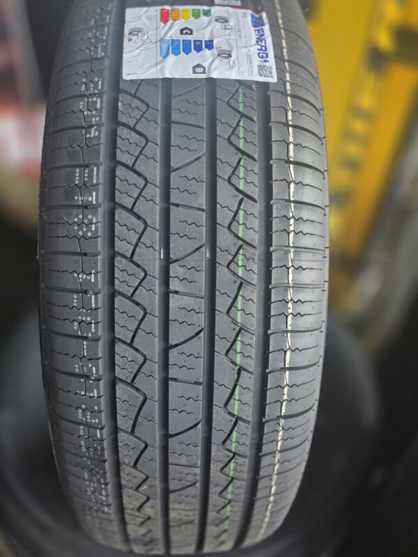 225/60R18 HILO