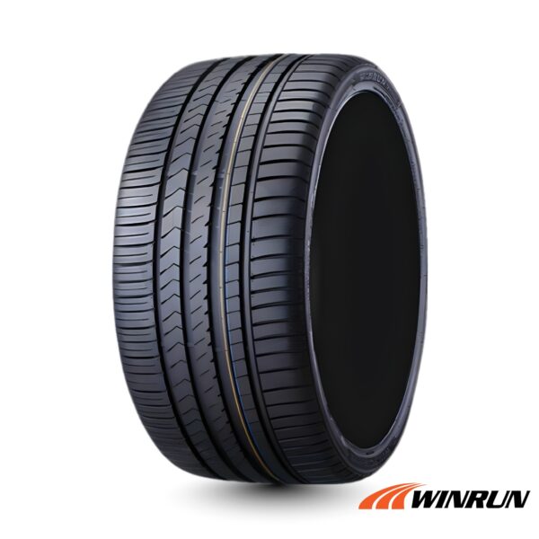 215/45R18 HILO