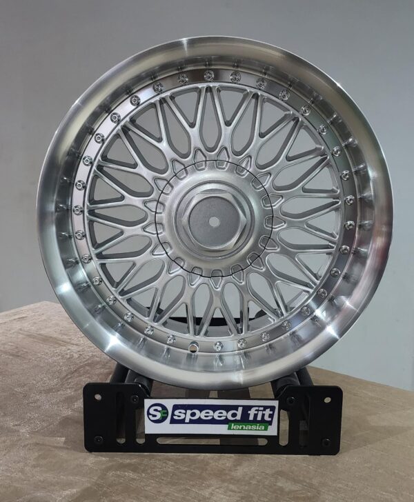 17" SF000 - 4x100 /5x100 8/9J ET20/22